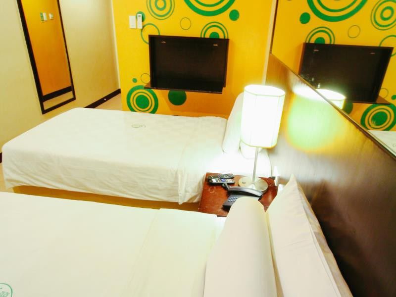 Go Hotels Dumaguete Dumaguete City Экстерьер фото