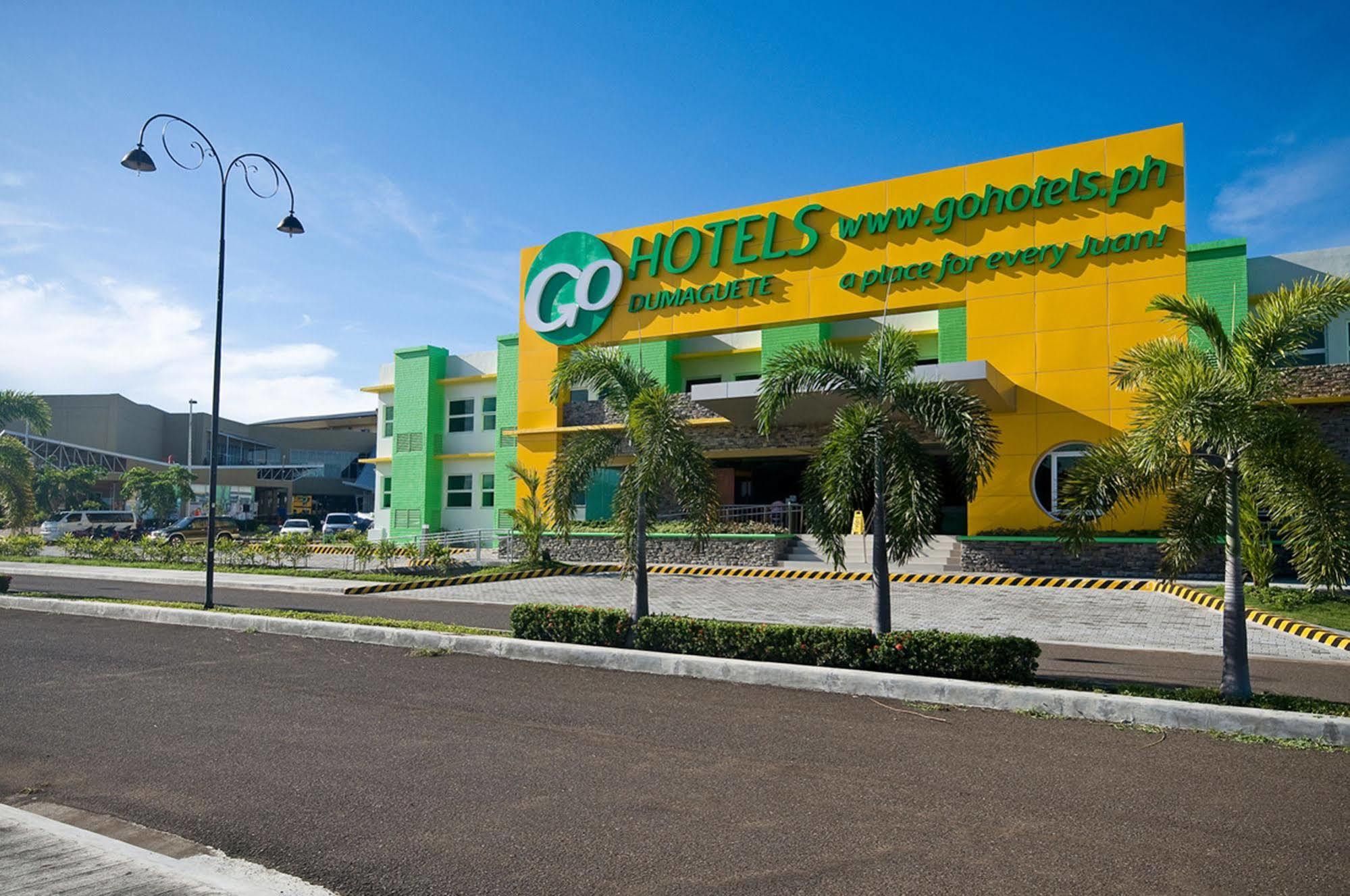 Go Hotels Dumaguete Dumaguete City Экстерьер фото